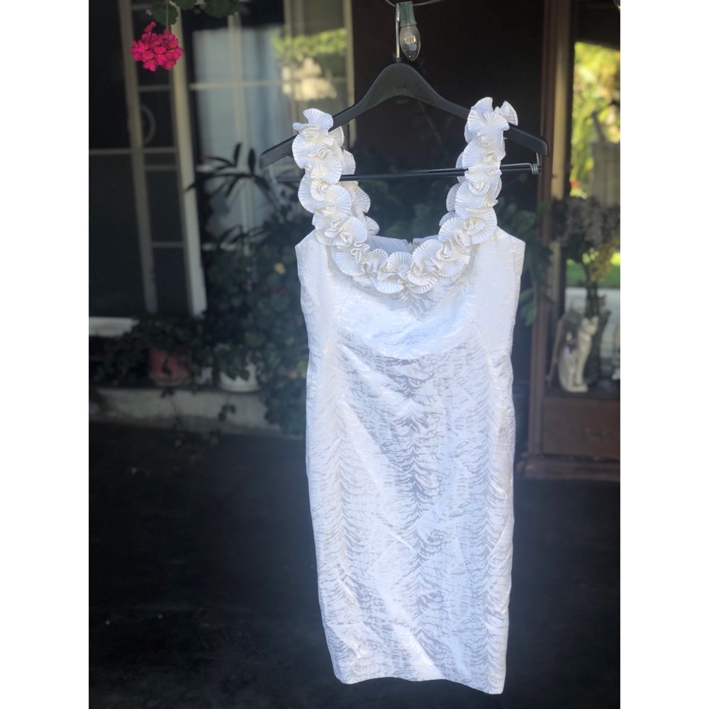 Maggy London Sz 2 designee dress